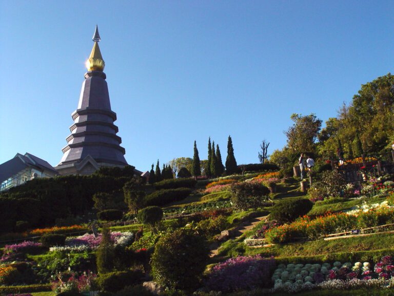 Mountain Temple Garden in Thailand – Scenic Wallpaper