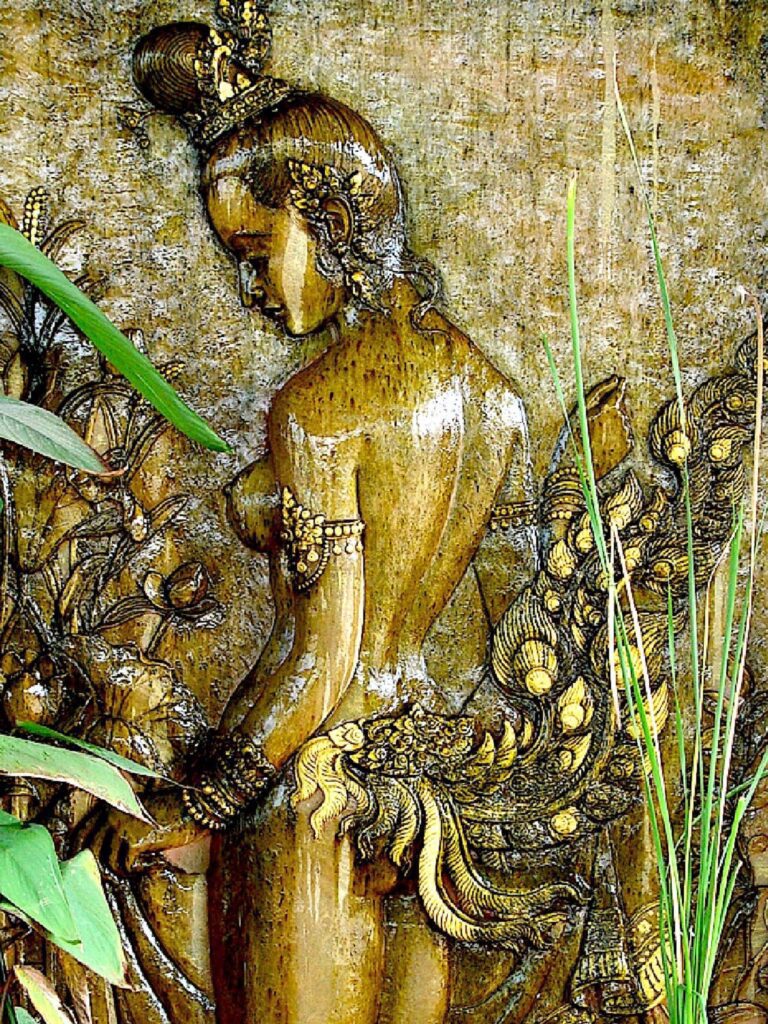 Thai Golden Relief Sculpture – Traditional Woman Figure